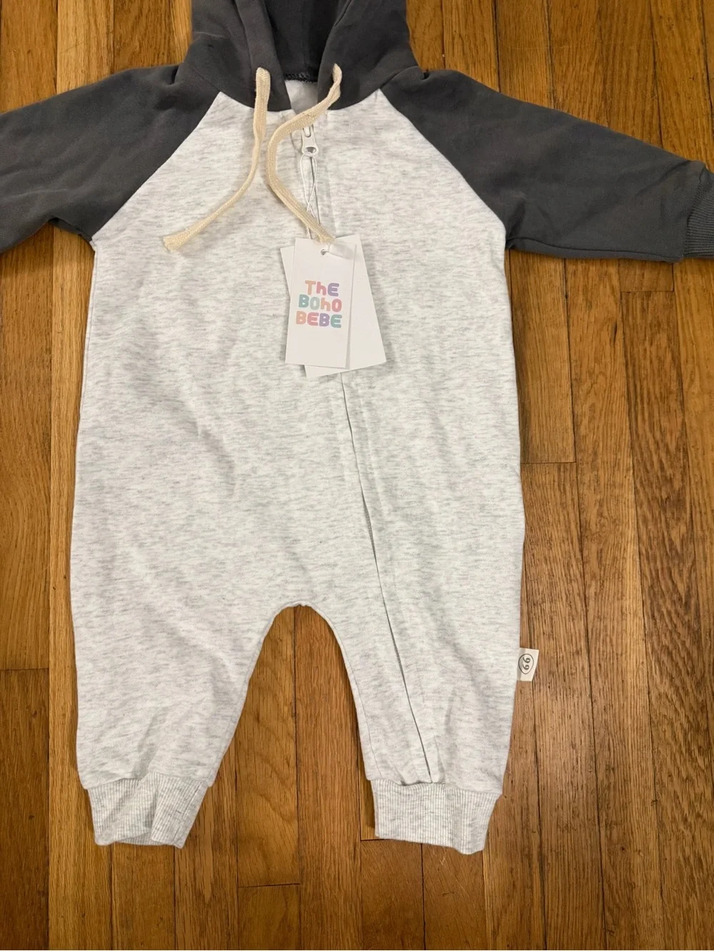 The Boho Bebe 9/12 Hooded Baby Romper NWT